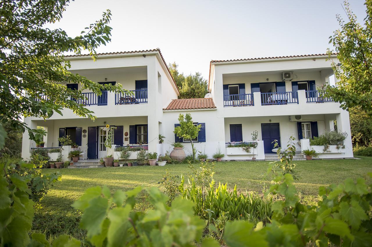 Eressos Ilios Apartments Skála Eresoú Exterior foto